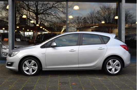 Opel Astra - 1.3 CDTi S/S Business + | Airco | Trekhaak | PDC | Cruise | - 1