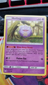 Koffing 76/236 Sun & Moon: Cosmic Eclipse - 1