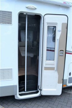 Hymer Rapido 890FF Design-edition Queensbed+Hefbed CAMPER - 8