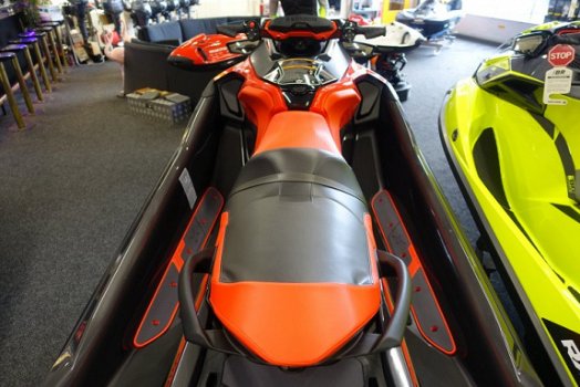 Sea Doo RXT X-rs 300 Premium - 5