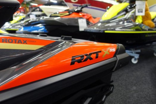 Sea Doo RXT X-rs 300 Premium - 8