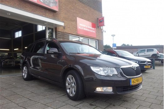 Skoda Superb Combi - 2.0 TDI Comfort Business Line - 1