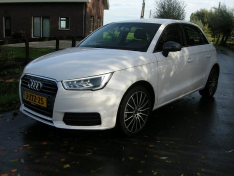 Audi A1 Sportback - 1.4 TFSI DESIGN PRO LINE PLUS Xenon en NAVI - 1