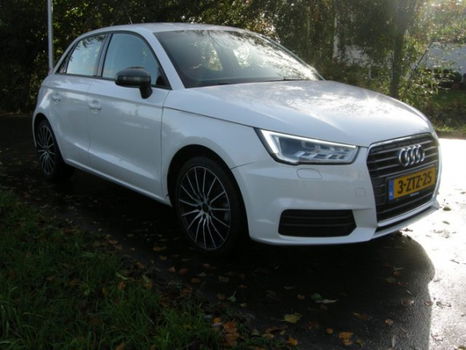 Audi A1 Sportback - 1.4 TFSI DESIGN PRO LINE PLUS Xenon en NAVI - 1