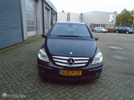 Mercedes-Benz B-klasse - 200 Turbo mooie nette auto - 1