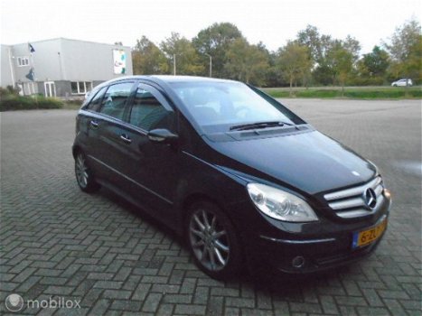 Mercedes-Benz B-klasse - 200 Turbo mooie nette auto - 1