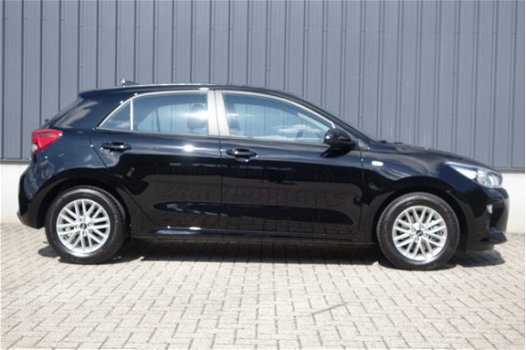 Kia Rio - 1.0 T-GDI DYNAMICLINE 5DRS. NAVI/ AIRCO/ TREKHAAK - 1