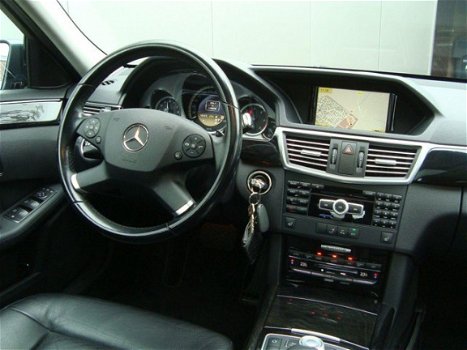 Mercedes-Benz E-klasse - 220 CDI Business Class Avantgarde Leer / Open dak / Automaat / Parkeersenso - 1