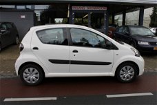 Toyota Aygo - VVT-I Now