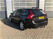 Volvo V60 - 2.0 D4 Momentum / Nav / Leer/ - 1 - Thumbnail