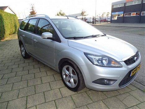 Ford Focus Wagon - 1.6 16V Comfort - Airco - Cruise - Trekhaak - 1