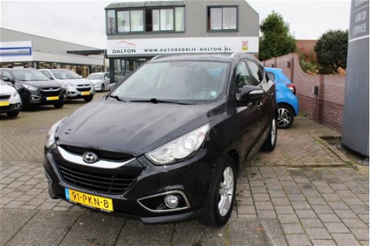 Hyundai ix35 - 2.0i Business Edition AUTOMAAT / NAVIGATIE / TREKHAAK - 1