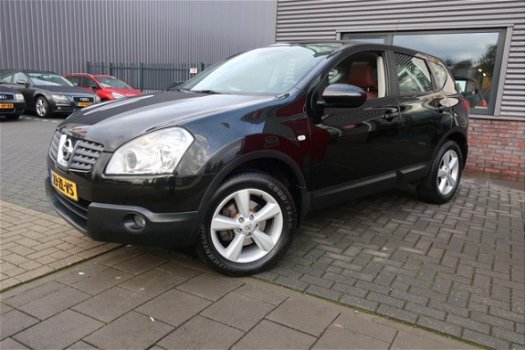 Nissan Qashqai - 2.0 Tekna Premium 4WD - 1