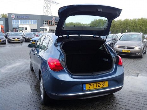 Opel Astra - 1.6 CDTi Business + / Navi / Half Leder / Eerste eigenaar - 1