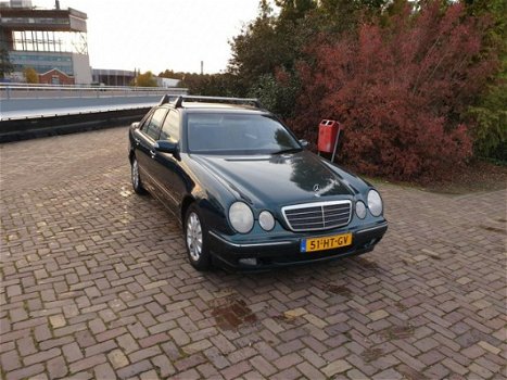 Mercedes-Benz E-klasse - E 200 CDI Classic - 1