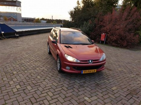 Peugeot 206 SW - X-Line 2.0 HDI - 1