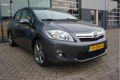 Toyota Auris - 1.8 Full Hybrid Automaat Trekhaak Climate Parkeersensoren - 1 - Thumbnail