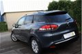 Renault Clio Estate - TCe 90 Limited Navi/ sensoren achter/ bluetooth / LM velgen - 1 - Thumbnail