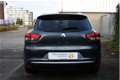 Renault Clio Estate - TCe 90 Limited Navi/ sensoren achter/ bluetooth / LM velgen - 1 - Thumbnail