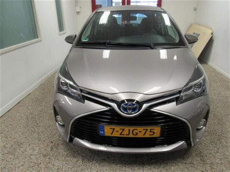 Toyota Yaris - 1.5 Hybrid Automaat | Navi | Cruise | Trekhaak - 1