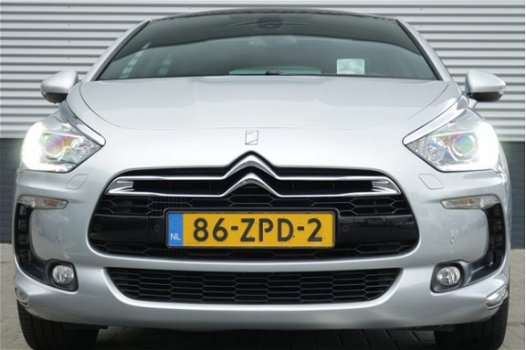 Citroën DS5 - 1.6 THP EAT6 AUTOMAAT So Chic NAVI PANO LEDER LMV CLIMATE CRUISE CHROOM ETC SUPERDELUX - 1