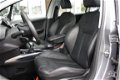 Peugeot 2008 - Allure 1.6 VTI 120 PK | Dealer ondh | Navigatie | Leder - 1 - Thumbnail