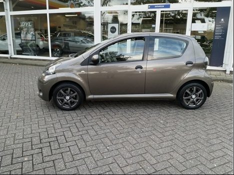 Toyota Aygo - 1.0 VVT-i 5D Aspiration - 1