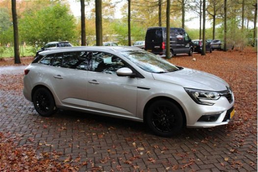 Renault Mégane Estate - 1.5 dCi Automaat Navigatie, Airco/ECC - 1