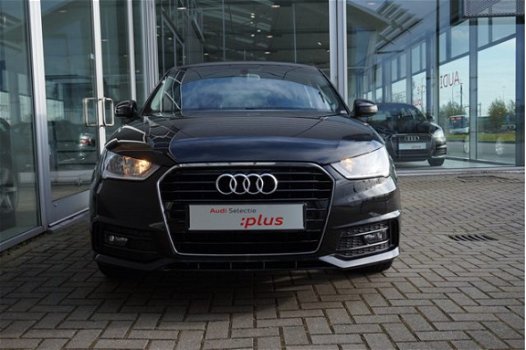 Audi A1 Sportback - 1.0 TFSI 96pk Adrenalin / Cruise control / 17 Inch LM velgen / Airconditioning / - 1