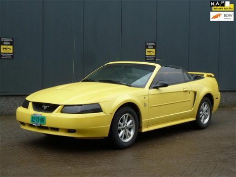Ford Mustang - 3.8 v6 BJ.2003 USA TITLE - 1