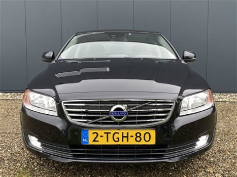 Volvo V70 - D2 Kinetic / Bluetooth / Lmv 16