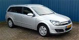 Opel Astra Wagon - 1.6 Essentia - 1 - Thumbnail