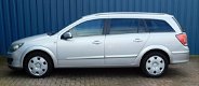 Opel Astra Wagon - 1.6 Essentia - 1 - Thumbnail