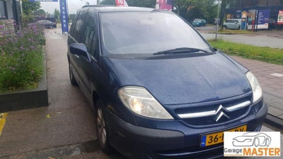 Citroën C8 - 2.0 HDiF 16V Ligne Prestige - 1