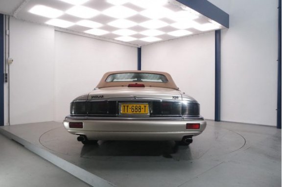 Jaguar XJS - 4.0 Convertible 225PK automaat 6 cilinder SUBLIEME STAAT - Afbeelding 5