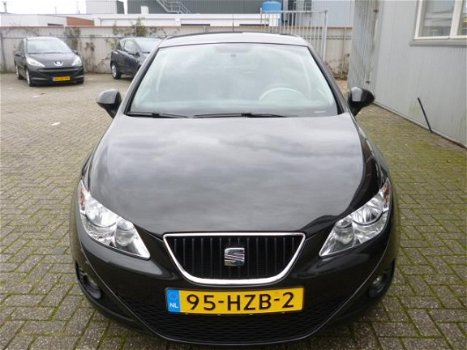 Seat Ibiza - 1.6 Sport-up LEDER/NAVI/5DRS - 1