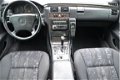 Mercedes-Benz E-klasse - 240 Avantgarde Automaat Xenon Airco - 1 - Thumbnail
