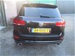 Volkswagen Touareg - 3.0 TDI Highline R-Line - 1 - Thumbnail