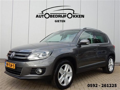 Volkswagen Tiguan - 2.0 TDI 140pk BMT 4Motion DSG Sport & Style - 1