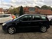 Ford Focus C-Max - 1.8-16V Futura Airco, Radio/CD, NAP en Trekhaak, Nieuwe APK - 1 - Thumbnail