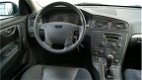 Volvo V70 - 2.4 Comfort Line Youngtimer - 1 - Thumbnail