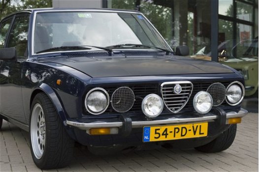 Alfa Romeo Alfetta - 1.8 2.0 Twin Spark motor - 1