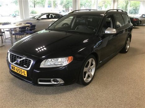 Volvo V70 - 2.0 R-design - 1