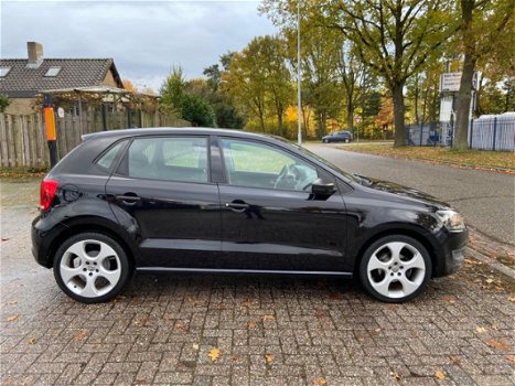 Volkswagen Polo - 1.2 Easyline 2010 5-deurs, GTI Velgen - 1