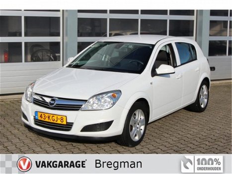 Opel Astra - 1.6 Edition Automaat - 1