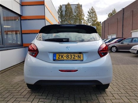 Peugeot 208 - 1.2 PureTech Blue Lease Allure - 1