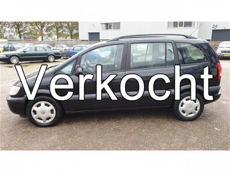 Opel Zafira - 1.6-16V Comfort Nette en perfect rijdende Zafira Airco Elctr pakket APK 24-06-2020 - 1