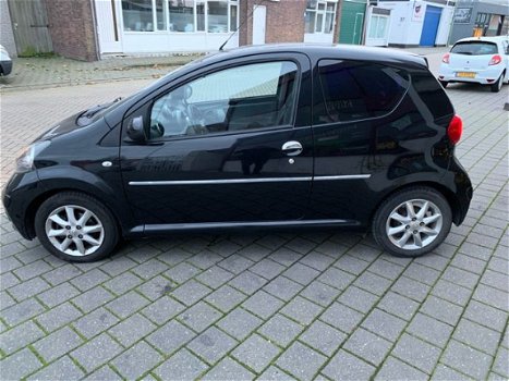 Toyota Aygo - 1.0-12V Sport LEDER, ELEK Pakket, AIRCO - 1