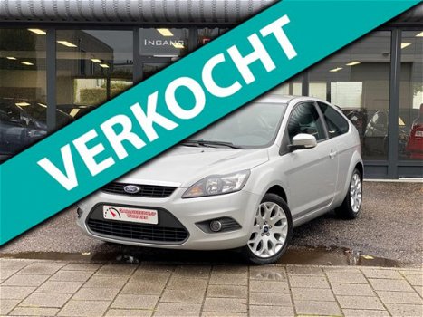 Ford Focus - 1.6 Titanium TI-VCT AIRCO MISTLAMPEN KEYLESS-GO 17INCH VELGEN NIEUWE APK - 1