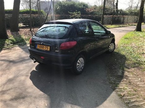 Peugeot 206 - 1.1 XN - 1